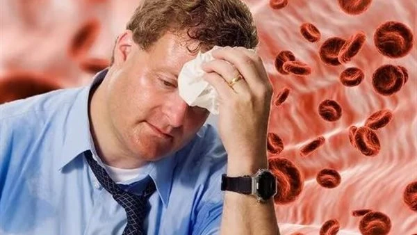 معلومات جديدة.. أعراض التعرق المفرط وأنواعه يعاني الكثير من الناس من التعرق المفرط، والذي قد يسبب مضاعفات مزعجة في حياتهم اليومية.ووفقا لما جاء في