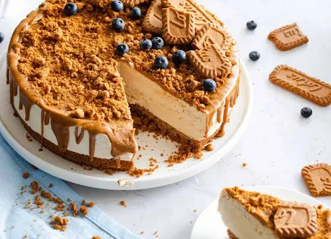 كيفية تحضير كيكة اللوتسكيكة اللوتستعمل الحلويات كشئ رئيسى لا يخلو نهار أي شخص منها، والكثير منهم يتناولها بشكل مفرط في أحيانا، نتيجة طعمها اللذيذ والشهى وفوائدها العديدة التي ترجع