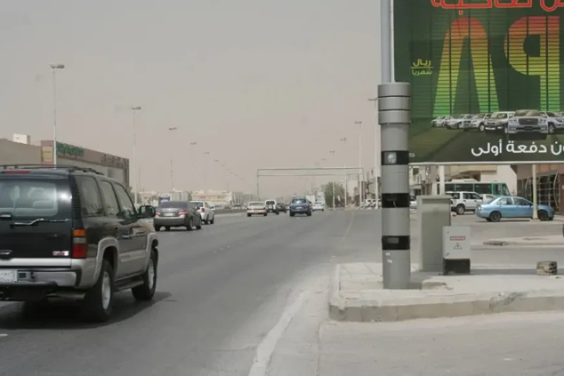 نظام ساهر الجديد جايب إيه جديد في رصد مخالفات السرعة؟ تسعى المملكة العربية السعودية لتحقيق أهداف رؤيتها 2030 من خلال تطبيقات تقنية حديثة مثل نظام