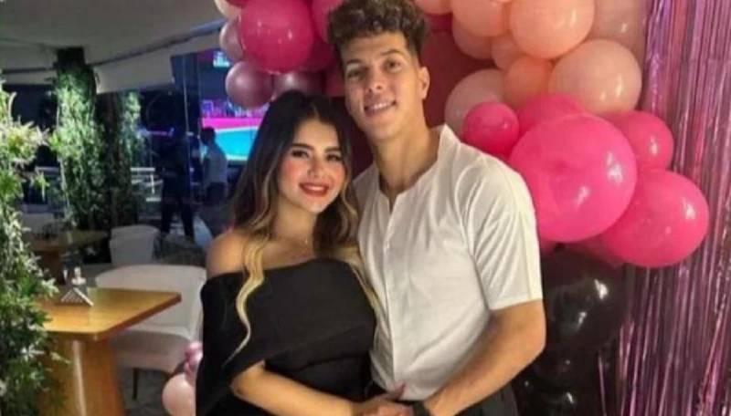 فيديو جديد يثير الجدل للاعب إمام عاشور ثالث خناقة بسبب زوجته ابعد عن مراتي يلافيديو جديد يثير الجدل للاعب إمام عاشور ثالث خناقة بسبب زوجته ابعد عن