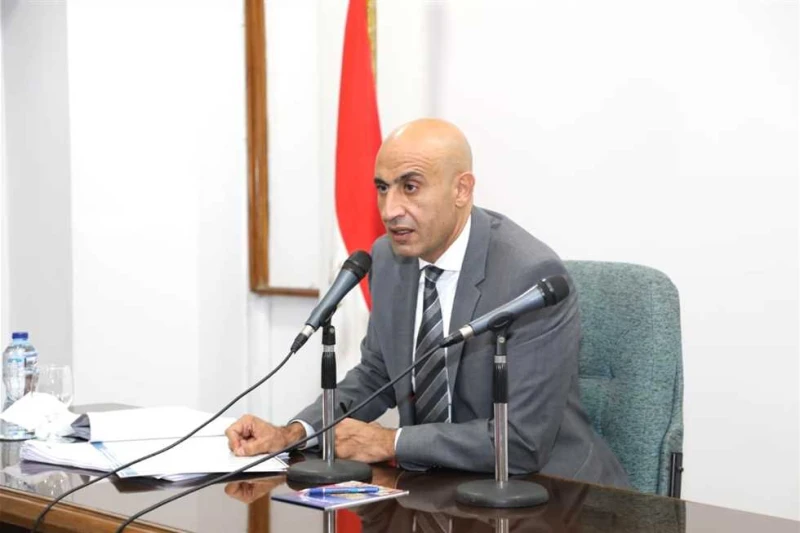 وزير التعليم يبحث مواجهة الكثافة الطلابية وعجز المعلمين مع قيادات المديريات واصل محمد عبداللطيف وزير التربية والتعليم والتعليم الفنى، اليوم،