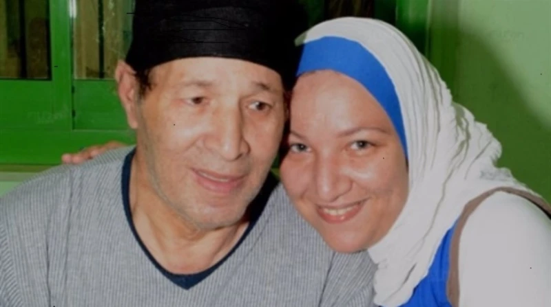 ابنة سعيد صالح ترد على آمال رمزي: تفكير مادي علقت هند، ابنة الفنان الراحل سعيد صالح، علي انتقاد الفنانة آمال رمزي لأبيها، واتهمتها بأنها تقيس الأمور