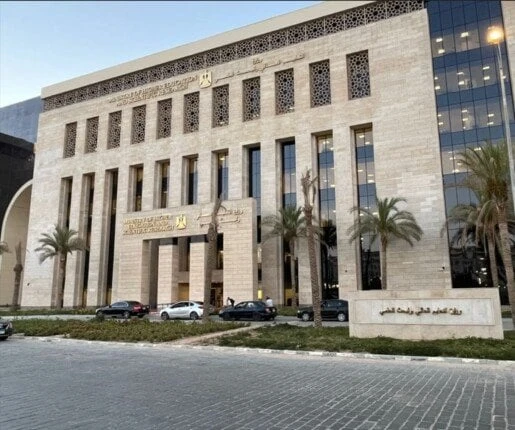 التعليم العالي يغلق كيانا وهميا في أسيوطأصدر الدكتور أيمن عاشور وزير التعليم العالي والبحث العلمي، قرارا بغلق المنشأة المسماة مركز الحمد للتدريب