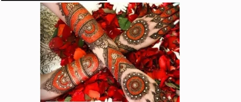 الحنا في اليد في المنام لابن سيرين وكبار العلماء الحنا في اليد في المنام من الأحلام المحمودة التي تشير إلى معاني الخير والرزق، سواء كان الحالم شاب أو