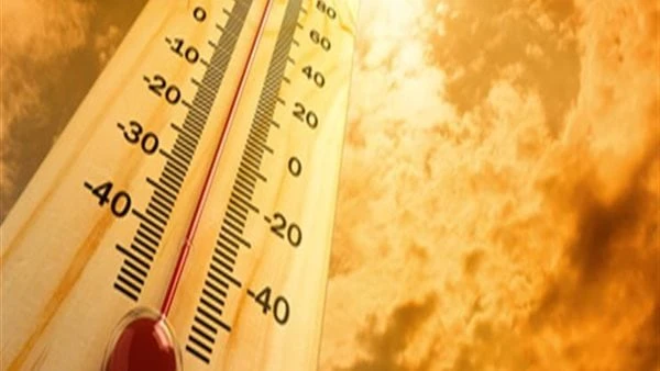 ماذا كان يقول النبي إذا اشتد الحر؟.. دعاء ينجيك من نار جهنم تشهد مصر اليوم ارتفاعا شديدا في درجات الحرارة؛ ويجب على المسلم في البرد والحر الشديدين أن يدعو الله ويتقرب منه، ويكثر من