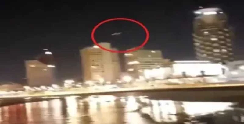 صحيفة إسرائيلية تفجر مفاجأة مدوية وتكشف عن الهدف الثمين الذي استهدفته طائرة الحوثيين في تل أبيب! _أخبار المشهد اليمني أخبار المشهد اليمني، صحيفة