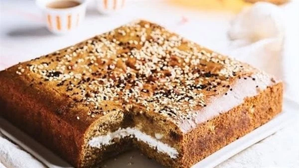 مناسبة للفطور.. طريقة عمل كيكة الدخن بالقشطةتعتبر طريقة عمل كيكة الدخن بالقشطة، وهي من وصفات المطبخ العربي، وهي وصفة غنيه بالعناصر الغذائية كالمعادن،