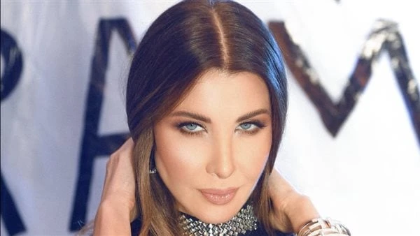 فستان باسمها.. نانسي عجرم تشعل السوشيال ميديا بصور جديدة شاركت المطربة نانسي عجرم، متابعيها بصور جديدة لها عبر حسابها الشخصي على موقع تبادل الصور