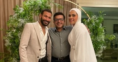 خطوبة ابنة محمد هنيدى على الدكتور حازم الدباح فى حفل عائلى.. صور تعرف على التالي خطوبة ابنة محمد هنيدى على الدكتور حازم الدباح فى حفل عائلى.. صور،