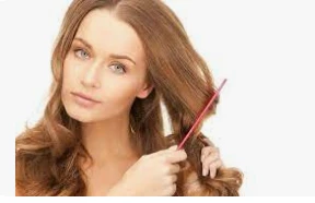 تعرف على تفسير حلم امرأة تمشط شعري لابن سيرين تفسير حلم امرأة تمشط شعري، الكثير يبحث عن تفسير هذا الحلم حيث أنه يجعل الحالم في حالة من التوتر فإن البعض يظن ظهور الشعر من الرؤى الغي