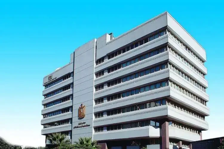 معلومات الوزراء يستعرض مزايا وتحديات الذكاء الاصطناعيافاق عربية نتحدث اليوم حول معلومات الوزراء يستعرض مزايا وتحديات الذكاء الاصطناعي والذي يثير