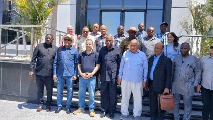 الزراعة: 10 سفراء أفارقة تجمع السادك يتفقدون محطات التصدير بالطريق الصحراويكشف الدكتور سعد موسى المشرف على العلاقات الزراعية الخارجية والحجر الزراعي،