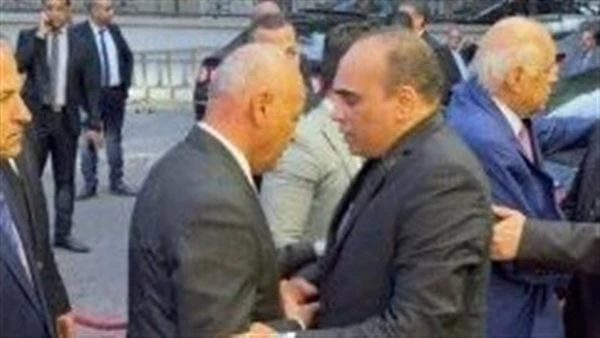 وزراء وكبار الشيوخ وإعلاميون فى عزاء وزير الأوقاف الأسبق.. فيديو وصورحرص كبار الشخصيات العامة والوزراء ورجال الدين على تقديم واجب العزاء، في وزير