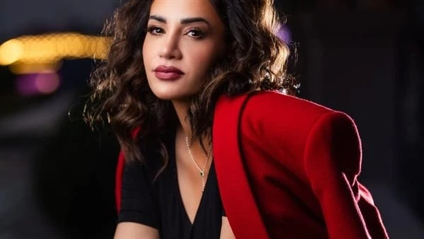 ديانا حداد توجه رسالة لجمهورها قبل حفلها بمهرجان العلمينوجهت النجمة ديانا حداد، رسالة لكل محبيها وجمهورها في القاهرة، قبل حفلها في مهرجان العلمين