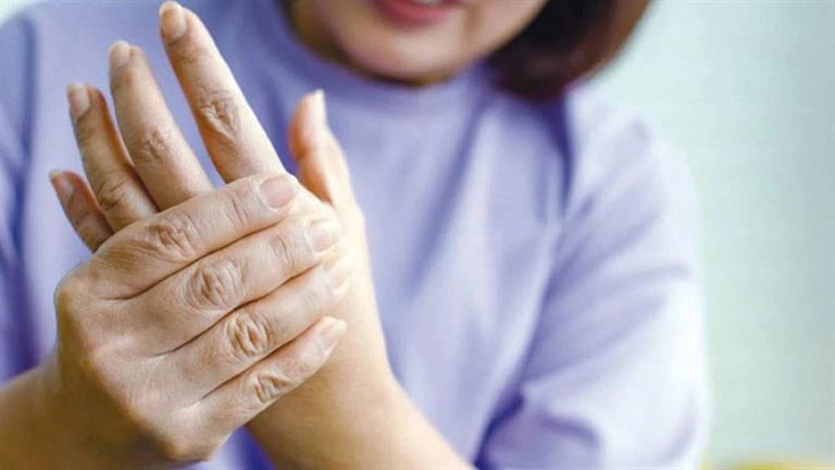 ما أسباب وأعراض وعلاج متلازمة غيلان باريه؟ لايف ستايل شاهد المقال التالي من صحافة مصر عن ما أسباب وأعراض وعلاج متلازمة غيلان باريه؟، 02 00 ص الأربعاء 24 يوليه 2024 د ب أكف مركز الص