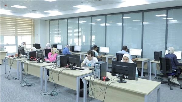 مكتب التنسيق يعلن تسجيل 9500 طالب في اختبارات القدراتأعلن مكتب التنسيق للقبول بالجامعات والمعاهد، اليوم الجمعة، أن عدد الطلاب الذين تقدموا لأداء