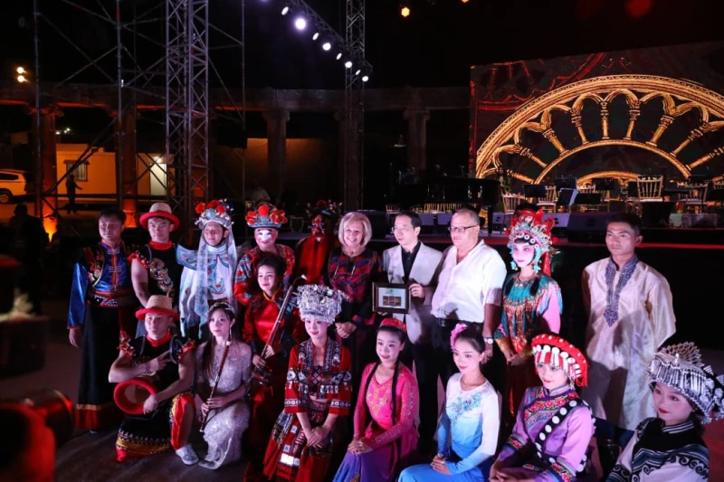 ليلتان من الفن والثقافة الصينية تبهران جماهير جرش وعمان (صور) افاق عربية - ابهرت فرقة الثقافة الصينة.. يوننان الملونة الجماهير الاردنية وبعض الجاليات الاجنبية في الاردن، بليلتين من