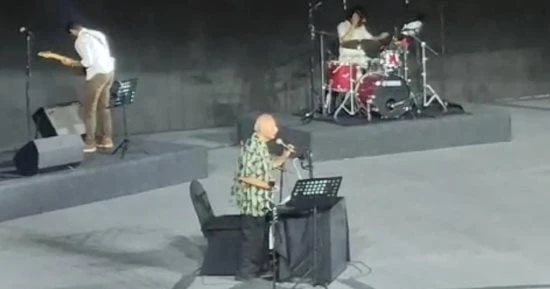 الفن - تصفيق حاد فى استقبال هانى شنودة فى مهرجان العلمين الجديدةأفاق عربية الفن نتحدث اليوم حول تصفيق حاد فى استقبال هانى شنودة فى مهرجان العلمين