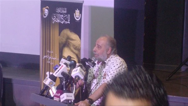 ياسر صادق: المهرجان القومي للمسرح يعمل في ظل الإمكانيات المتاحة تعرف على التالي ياسر صادق: المهرجان القومي للمسرح يعمل في ظل الإمكانيات المتاحة، وجه