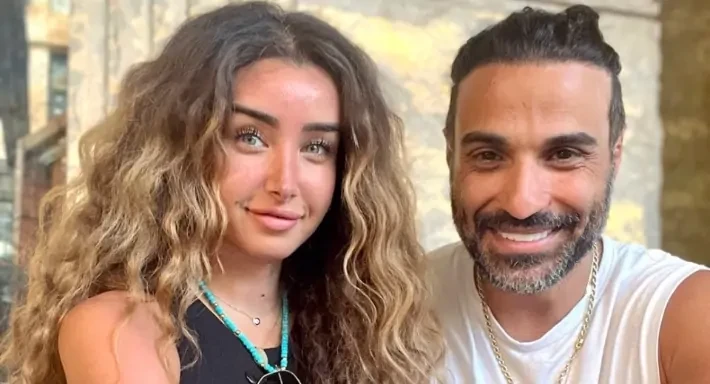 هنا الزاهد منزلتش دمعة بعد طلاقي ونفسي اتجوز راجلهنا الزاهد , لأول مرة تتحدث الفنانة عن إنفصالها من طليقها الفنان أحمد فهمي حيث قالت أنا ست بيت شاطرة و أنا عمرى ما تخيلت إن هيكون ف