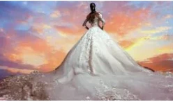 تأويلات ابن سيرين لرؤية الفستان الأبيض في المنام الفستان الأبيض في المنام، تعتبر رؤية الفساتين من الرؤى المحمودة التي تنطوي على دلالات تلقى استحسانا من جانب الفقهاء، فهو رمز اليسر