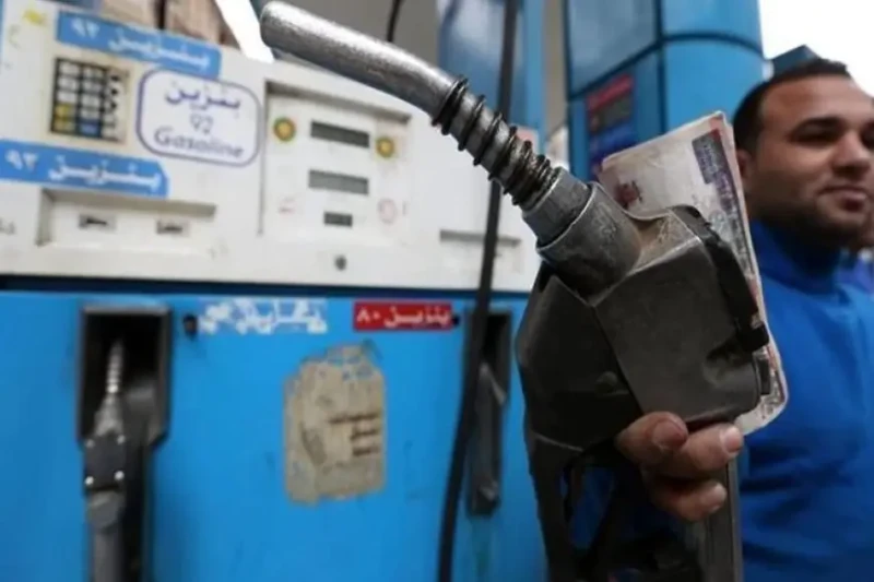 متحدث الحكومة: خطة لرفع أسعار المنتجات البترولية حتى نهاية 2025قال المتحدث باسم مجلس الوزراء، محمد الحمصاني، إنه من المهم بشكل كبير توفير الموارد