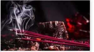 تعرف على تفسير حلم البخور لابن سيرين تفسير حلم البخور له معاني متعددة ولكنها غالبا ما تتعلق بالمناسبات السعيدة والأحداث الطيبة، لأن البخور عادة ما يتم إشعاله أثناء المناسك الدينية 