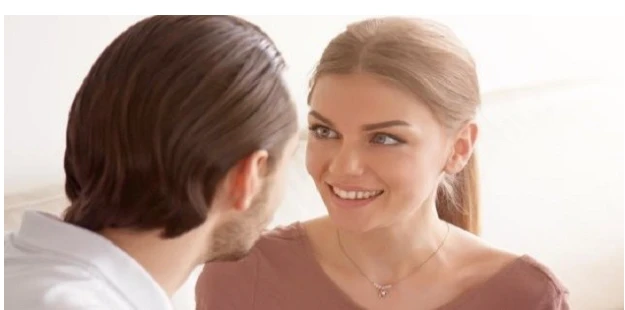 ما تفسير حلم التحدث مع شخص اعرفه للعزباء؟ تفسير حلم التحدث مع شخص اعرفه للعزباء، إن رؤية الحديث مع شخص من الرؤى الشائعة في عالم الأحلام والتي تحمل