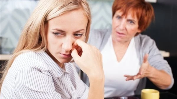 بعد تكرار حوادث السوشيال ميديا.. كيف تتعاملين مع الحماة المسيطرةبعد تكرار حوادث السوشيال ميديا المثيرة للجدل، والتى يساهم فى الإكثار منها هو عدم