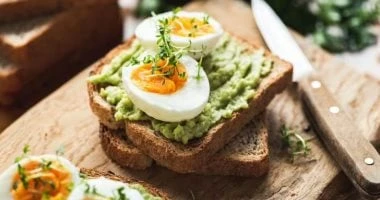 5 أسباب تمنعك من تجاهل وجبة الإفطار.. اعرف فوائدها صحة وطب شاهد المقال التالي من صحافة مصر عن 5 أسباب تمنعك من تجاهل وجبة الإفطار اعرف فوائدها، لطالما تمت الإشادة بوجبة الإفطار باع