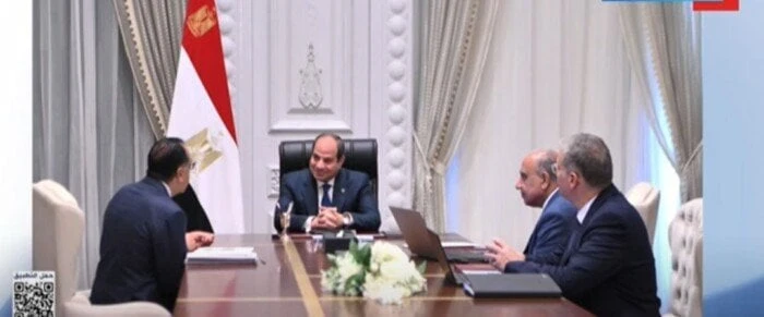 بث مباشر.. الرئيس السيسي يعقد اجتماعا مع رئيس مجلس الوزراء ووزيري الكهرباء والبترولالرئيس السيسي يعقد اجتماعا مع رئيس مجلس الوزراءيعقد الرئيس عبد
