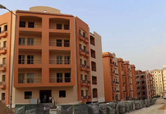 هتخسروا كتير، مصلحة الضرائب تحذر مالكي العقارات من التأجير طالبت رشا عبد العال رئيس مصلحة الضرائب المصرية، الممولين من الأشخاص الطبيعيين الذين يمتلكون وحدة سكنية أو وحدة مصيفية أو 