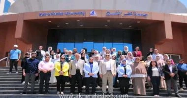 كتب - محمود الهندي كرم الدكتور عبد الرازق دسوقي رئيس جامعة كفر الشيخ طلبة قسم التربية الفنية بكلية التربية النوعية، حيث قام الطلبة بتحويل سور ميدان