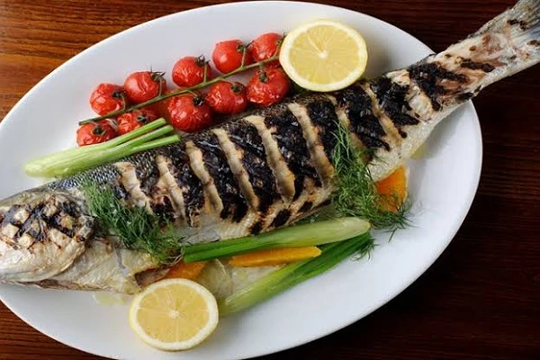 وصفة سمك البوري المشوي.. أسهل وصفة وألذ طعم.إذا كنت تبحث عن وصفة سهلة ولذيذة لتحضير سمك البوري المشوي، إليك خطوات بسيطة لتحضير هذا الطبق اللذيذ:المكونات: سمك بورى (قطع متوسطة الحجم