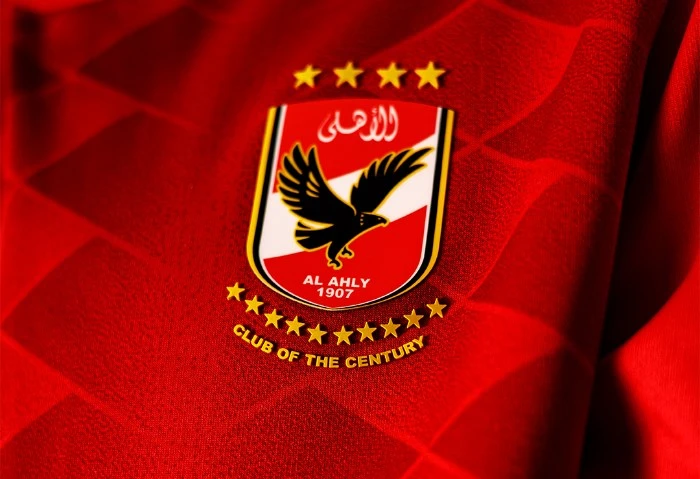 الأهلي ينهي اتفاقه مع ثاني الصفقات الصيفية بنجاح، ويعلن عنها خلال أيام أقترب النادي الأهلي من الإعلان عن ثاني صفقاته الصيفية للموسم المقبل ، بعدما أعلن عن ضم يوسف أيمن قادما من فري