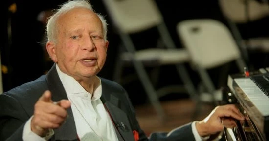 الفن - هاني شنودة: فرقة المصريين من جيل الشباب ومتفائل بحفل مهرجان العلمين الجديدةأفاق عربية الفن نتحدث اليوم حول هاني شنودة: فرقة المصريين من جيل