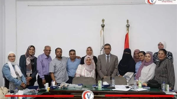 بشرى 10 آلاف درجة مالية لتعيين الأطباء البيطريين .. والتنفيذ قريباقال الدكتور مجدي حسن نقيب الأطباء البيطريين، إنه حريص منذ بدء توليه المسئولية على