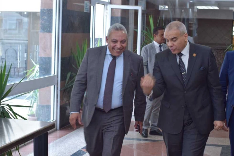 بحوث الإسكان ينظم ندوة لإصدار وتطوير مواصفة بنود أعمال الدهان السريع في البناء والتشييد نظم المركز القومي لبحوث الإسكان والبناء، اليوم، ندوة عامة