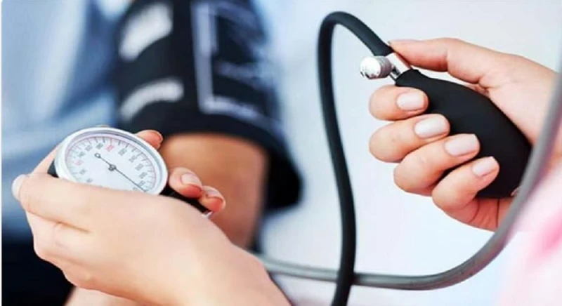 وزارة الصحة تصدر دليلا توعويا بشأن ضغط الدم وتقدم نصائح ذهبية للجميعأصدرت وزارة الصحة السعودي خلال الساعات القليلة الماضية، دليلا توعويا هاما ورائعا