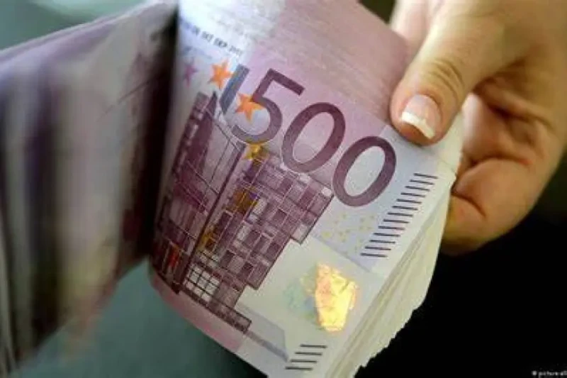 سعر اليورو اليوم في السوق السوداء وداخل البنوك السبت الموافق 20 يوليو 2024 واعلى سعر لليورو الأن ازداد البحث عن سعر اليورو في السوق السوداء بمصر