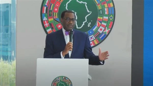 البنك الأفريقي للتنمية: أطلقنا برنامج الصحراء مصدرا للطاقة لتوفير الكهرباء ل250 مليون شخصأوضح رئيس مجموعة البنك الأفريقي للتنمية، الدكتور أكينوومي