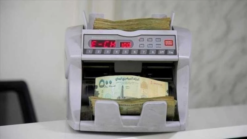 وأخيرا.. انفراج أزمة الرواتب باتفاق بين الحكومة والحوثيين ودعم سعودي والكشف عن موعد استئناف تصدير النفط _أخبار المشهد اليمني أخبار المشهد اليمني، وأخيرا انفراج أزمة الرواتب باتفاق