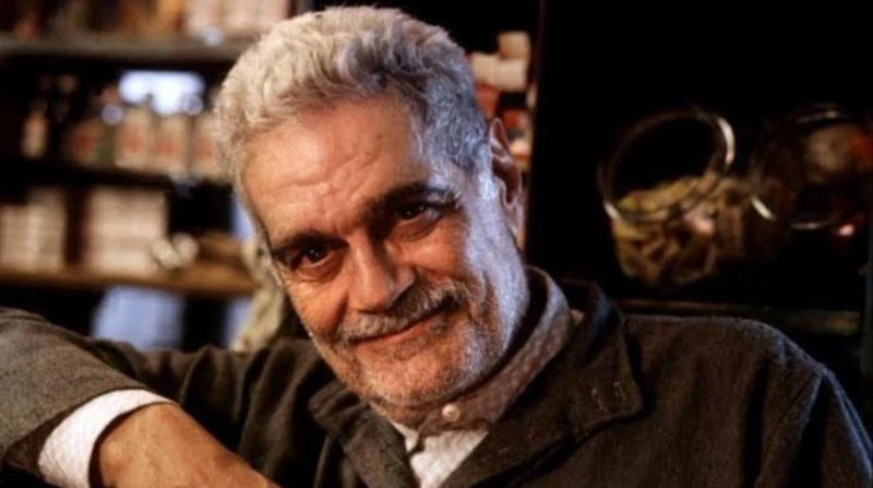 صفع وضرب.. مواقف مؤسفة لنجوم الفن مع المعجبين سطرت واقعة الفنان محمد رمضان مع أحد المعجبين، فصلا جديدا في المواقف المثيرة التي كان أبطالها نجوم الفن