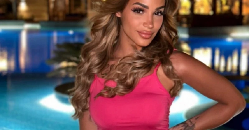 ليا حمزة تتعرض لوعكة صحية .. إليكم التفاصيل تعرف على التالي ليا حمزة تتعرض لوعكة صحية .. إليكم التفاصيل، كشفت التيكتوكر اللبنانية ليا حمزة عن تعرضها