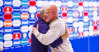 رياضة دي لا فوينتي: منتخب إسبانيا هو الأفضل وفرنسا منافس قوى جدا في يورو 2024أفاق عربية رياضة نتحدث اليوم حول دي لا فوينتي: منتخب إسبانيا هو الأفضل