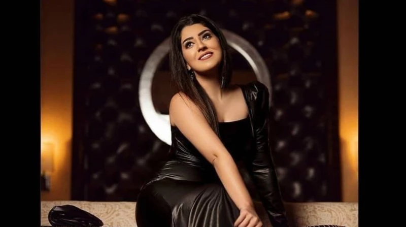 آيتن عامر عن تجربتها الجديدة: أحلى مسا عليك يا صفرا روجت الفنانة آيتن عامر، لأولى تجاربها الغنائية بالذكاء الاصطناعي، بعنوان مثيرة للجدل، المقرر