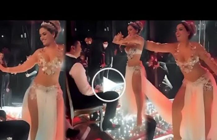 عروس مصرية ترقص ببدلة رقص في الشارع والمعازيم ضيعتي فيفي عبده وصافيناز ..اتفرجعدن - كتبت هبة الوهالي - حالة من الجدل الواسع شهدتها مواقع التواصل