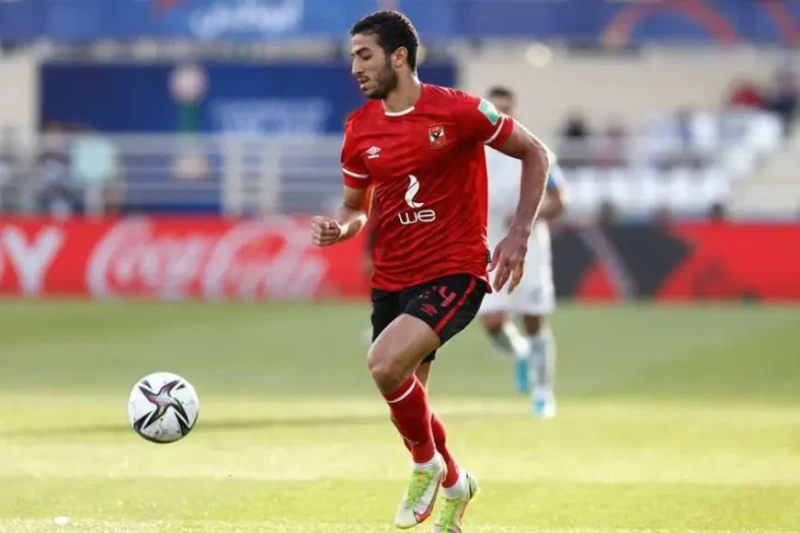 تطورات جديدة في الأهلي بشأن موقف محمد عبد المنعم بعد عرض بولونيا الإيطاليبات مستقبل محمد عبد المنعم، مدافع النادي الأهلي، في تشكيل الفريق ضمن موسم حالي اثار تساؤلات كثيرة، نظرا لرغ