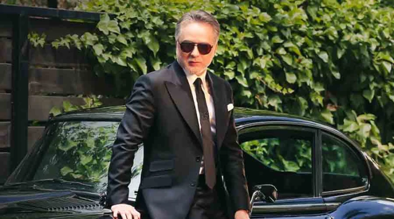 خاص بالفيديو- ثنائية مروان خوري وعلي المولى الجديدة: لقاء صناع الابداع أطلق الفنان اللبناني، مروان خوري، أغنية جديدة، بعنوان الأنا وهي من كلمات علي