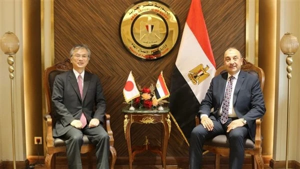 سفير اليابان بالقاهرة يؤكد تطلع شركات بلاده لزيادة استثماراتها في القاهرة استقبل المهندس محمد شيمي وزير قطاع الأعمال العام، اليوم الثلاثاء، بمقر